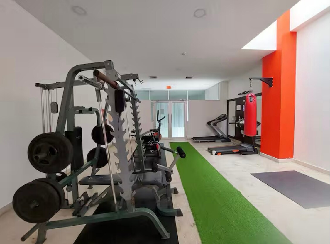 Hermosa suite - vista a la ciudad - Gym — foto 15