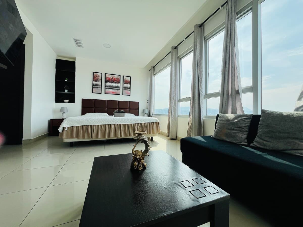 Hermosa suite - vista a la ciudad - Gym — foto 3