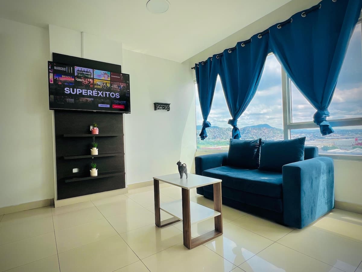 Hermosa Suite junto a Vermont Plaza y CityMall