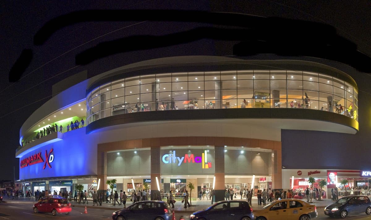 Linda Suite junto a Vermont Plaza y CityMall — foto 15