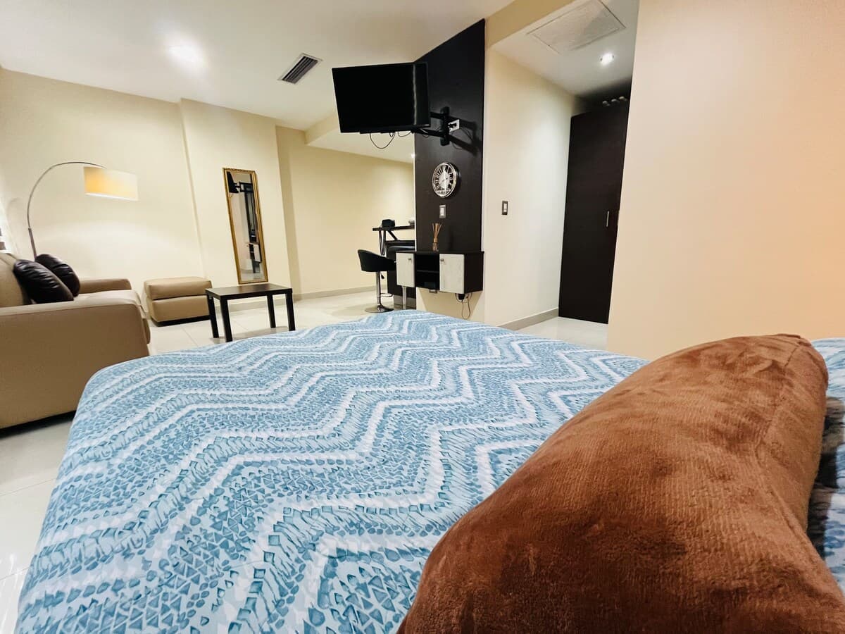 Linda Suite junto a Vermont Plaza y CityMall — foto 8