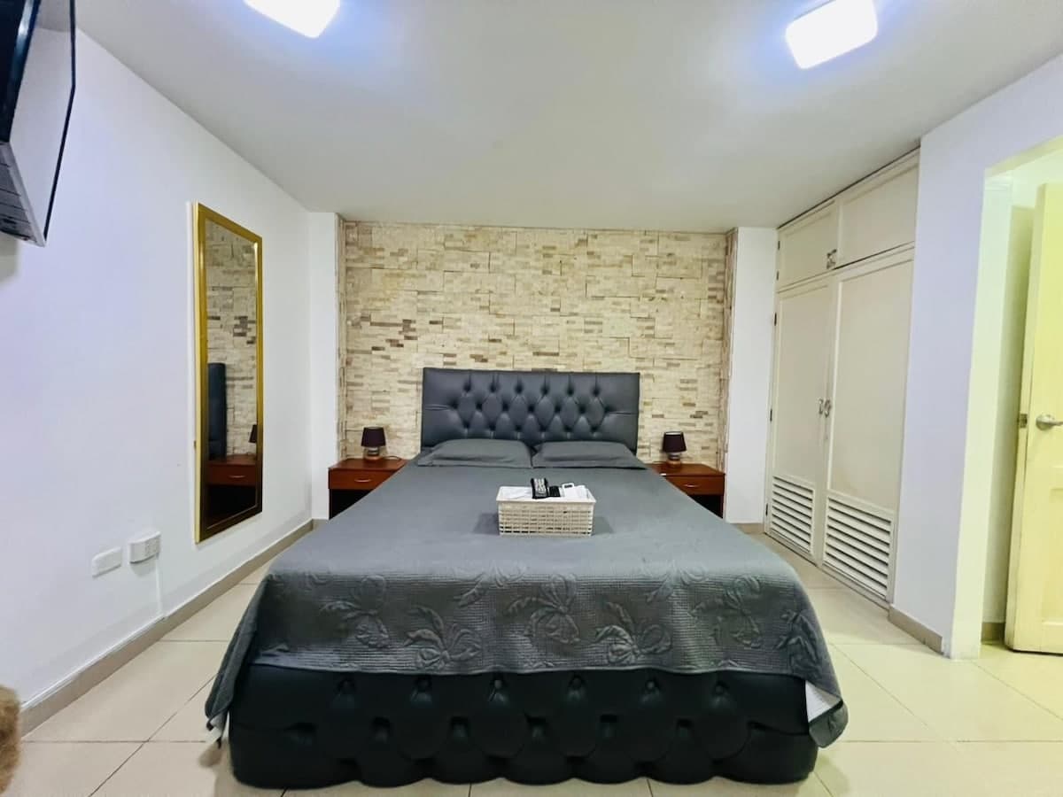 Amplia Suite PB-3 camas junto San Marino — foto 8