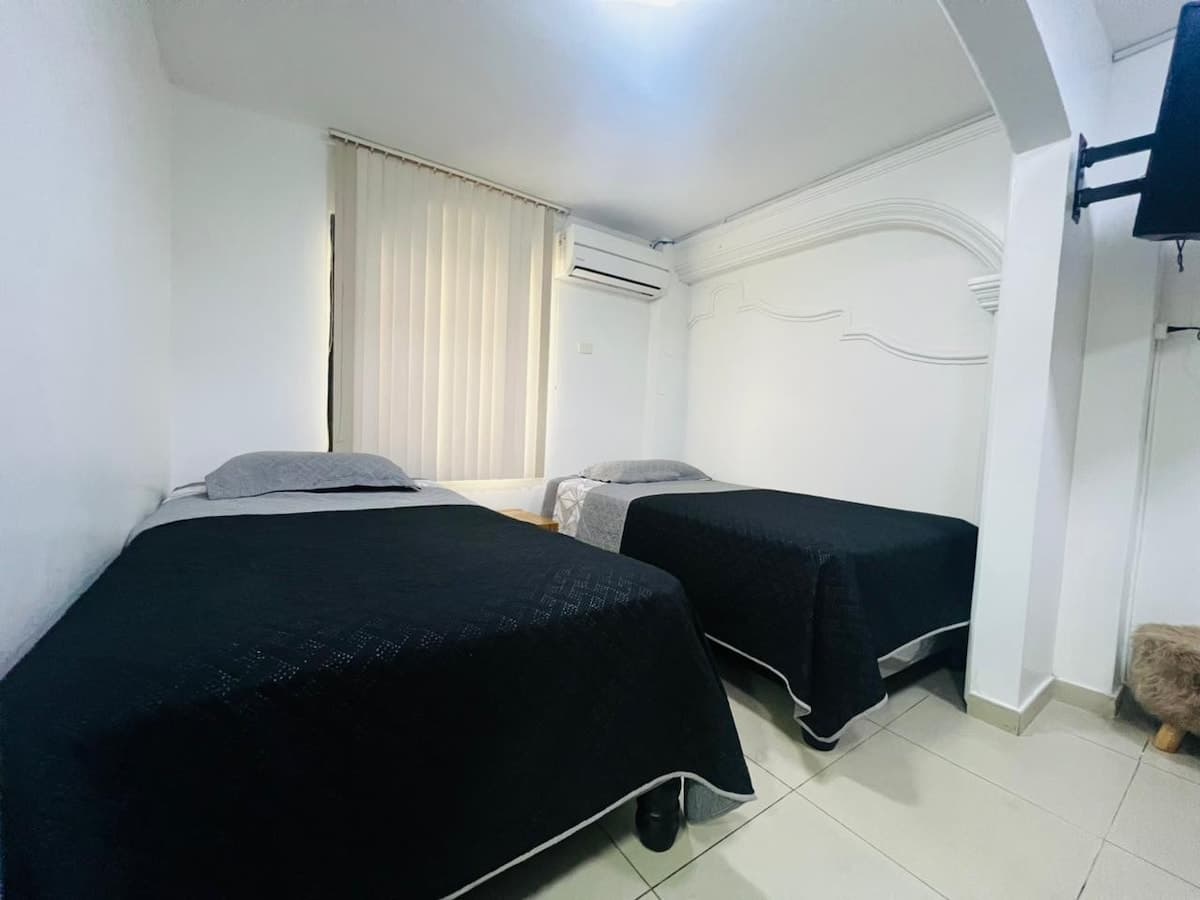 Amplia Suite PB-3 camas junto San Marino — foto 9