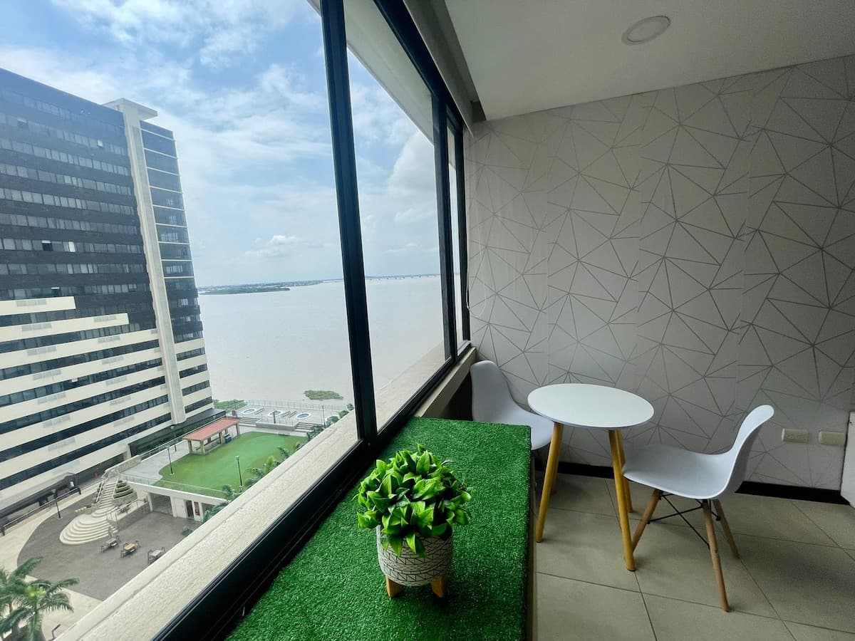 Suite Puerto Santa Ana vista al RÍO con Parqueo — foto 14