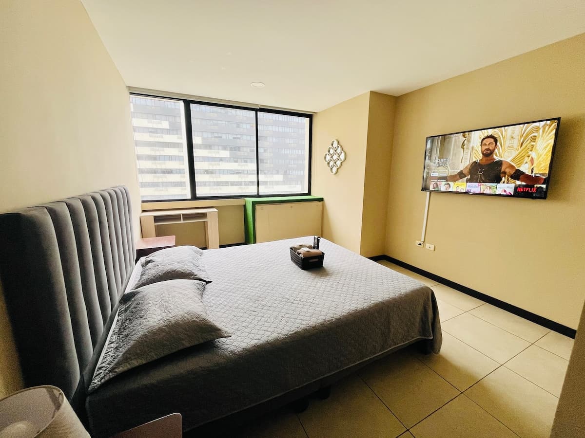 Suite Puerto Santa Ana vista al RÍO con Parqueo — foto 8