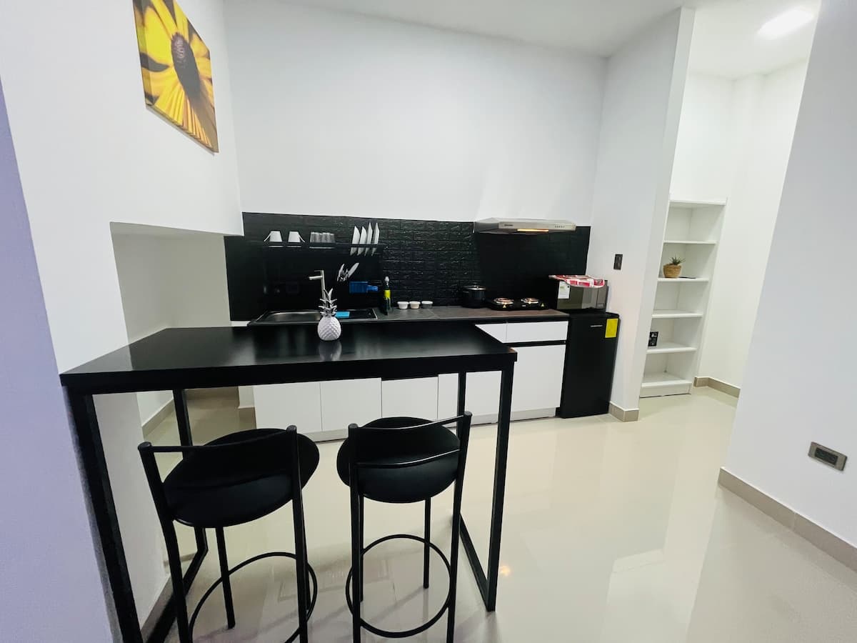 Suite de 2 ambientes - a 10 minutos del consulado estadounidense — foto 3