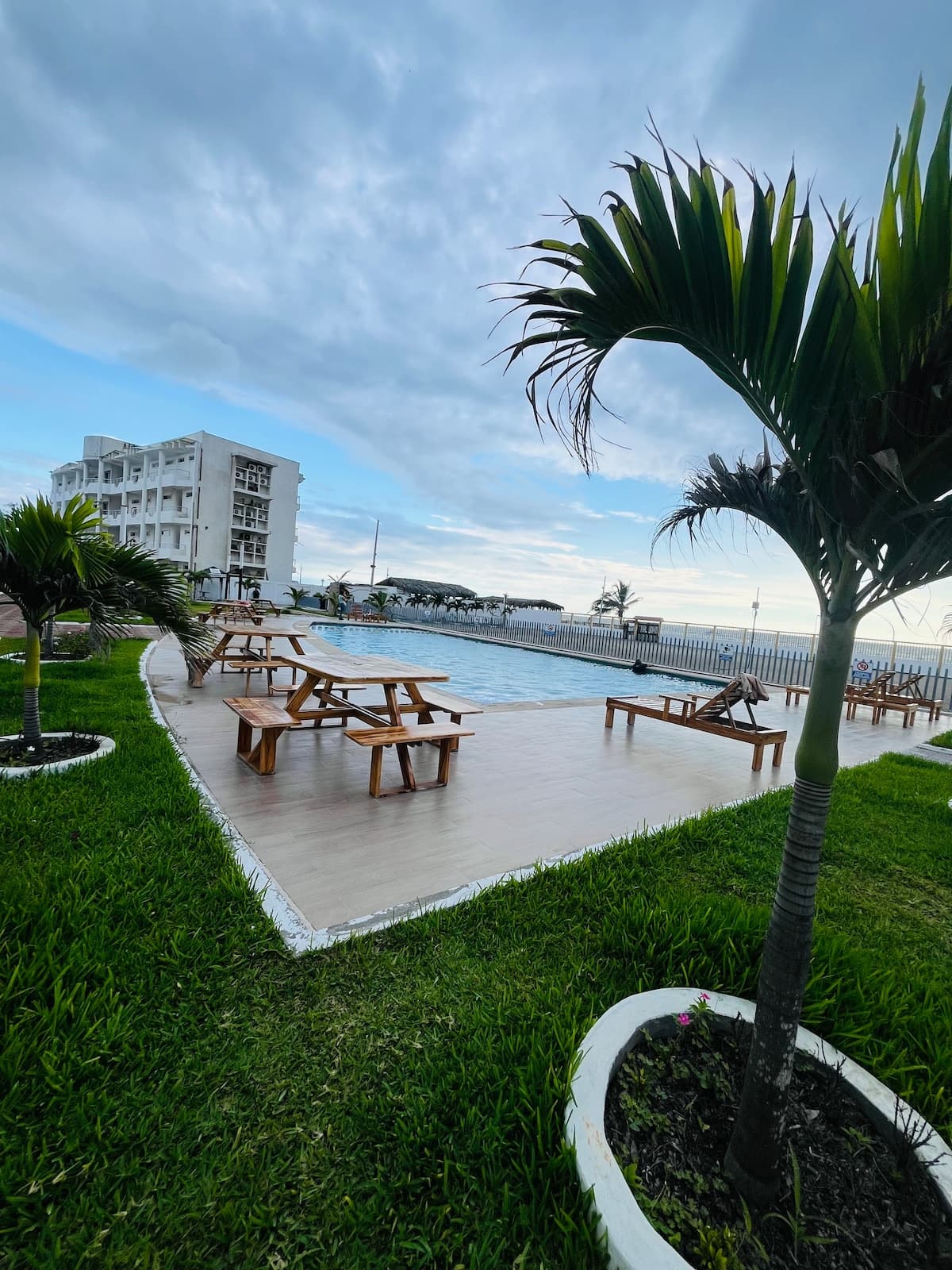 Suite Vista al Mar-Parqueo -Piscina -Salida al Mar — foto 18