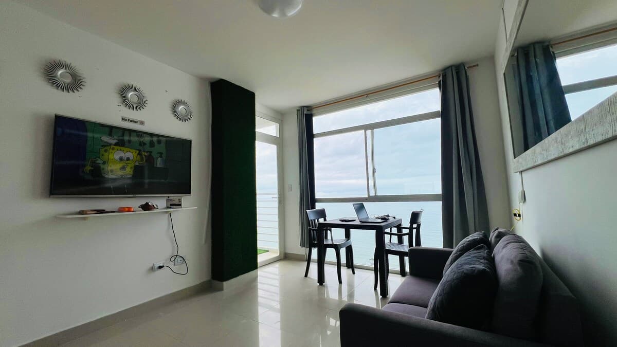 Depa con Vista al Mar, PLAYA Privada y Piscina.