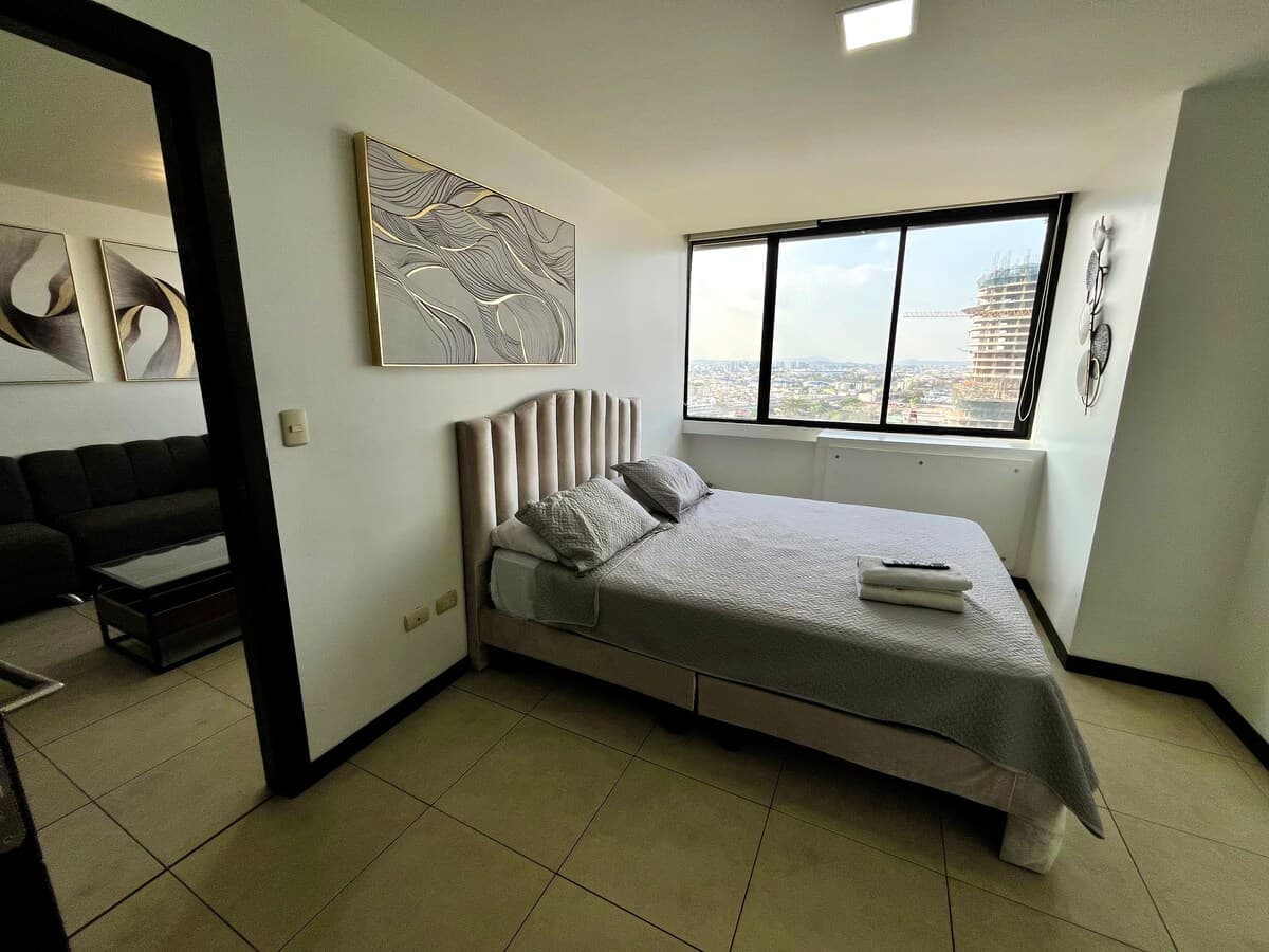 Apartamento en Puerto Santa Ana con parqueo — foto 5