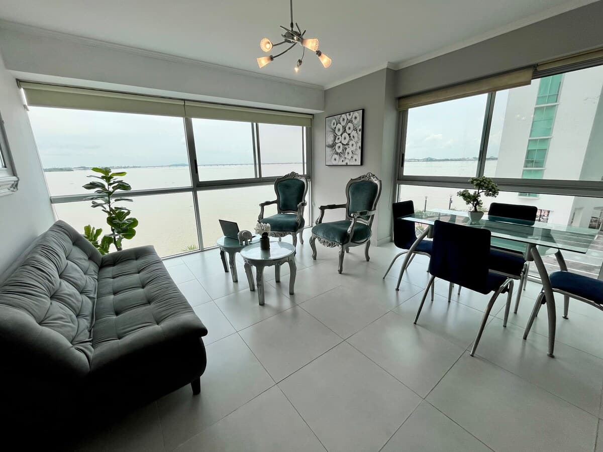 Suite vista al río en Puerto Santa Ana — foto 3