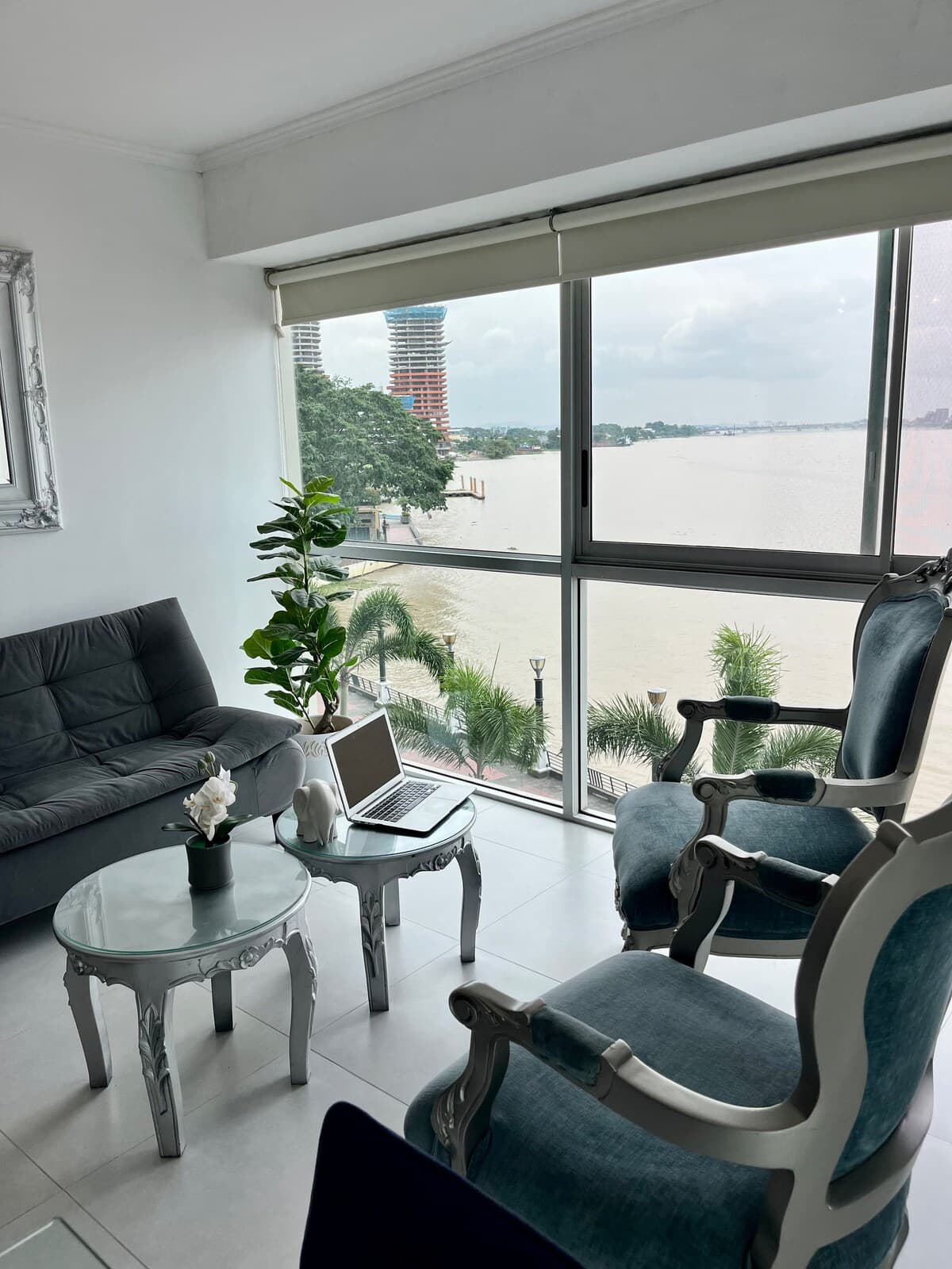 Suite vista al río en Puerto Santa Ana — foto 4