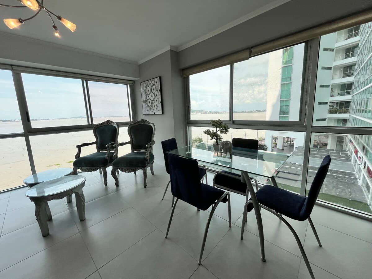 Suite vista al río en Puerto Santa Ana — foto 7