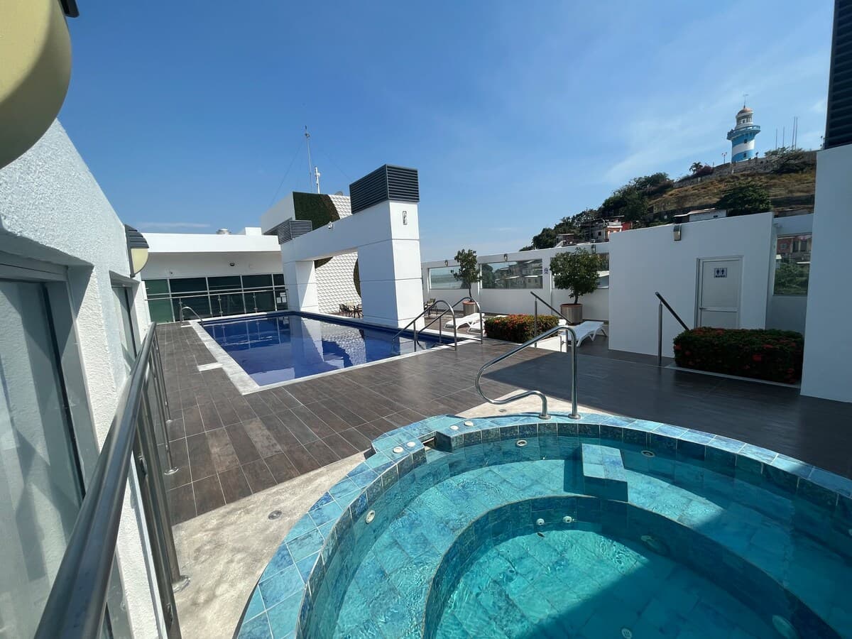 Suite en Puerto Santa Ana con piscina — foto 11