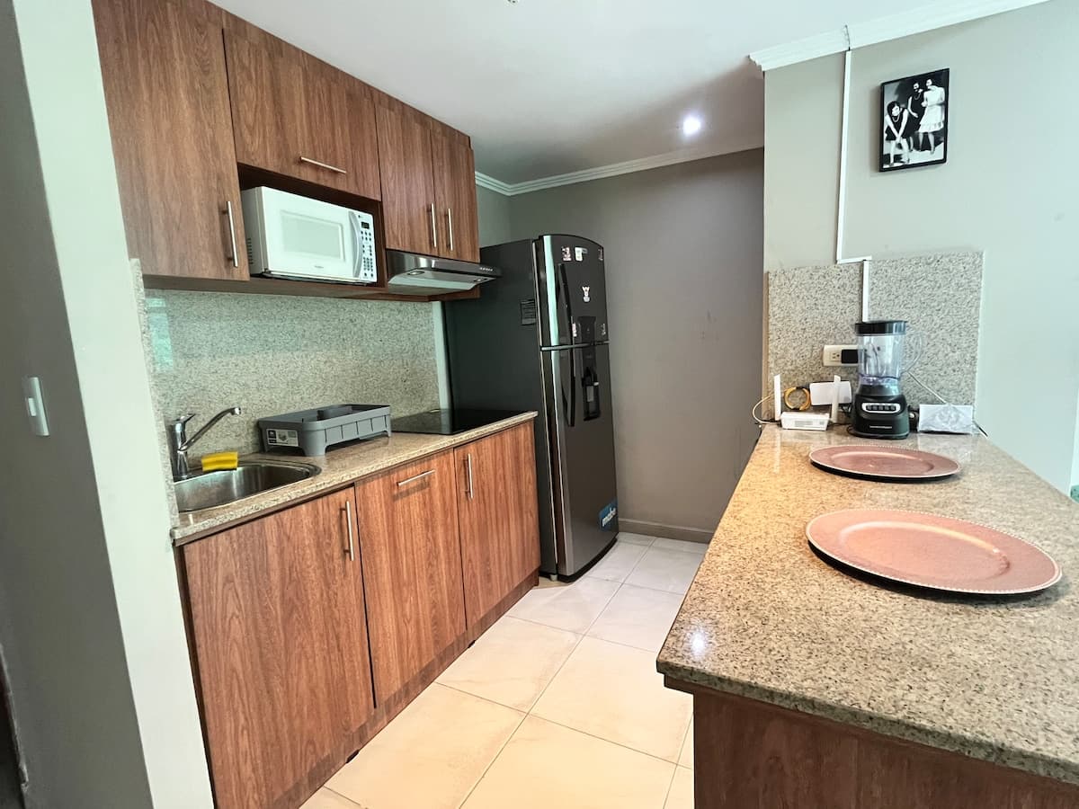 Dep en Puerto Santa Ana · Pool · Jacuzzi piso 4 — foto 4