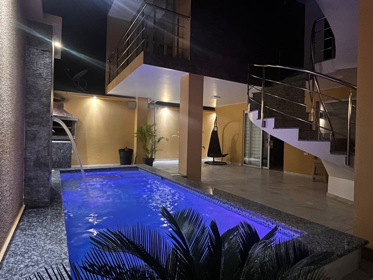 Villa Salinas • Piscina & Parqueo • 5 Habitaciones — foto 13